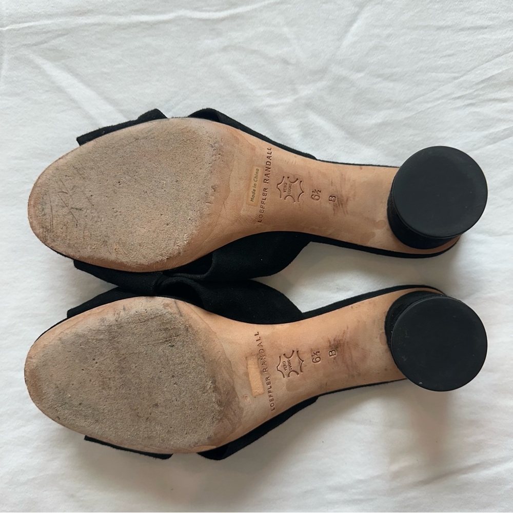 Loeffler Randall Celeste Mid-Heel Knot Slide Black Suede Sz 6.5 - Picture 9 of 9
